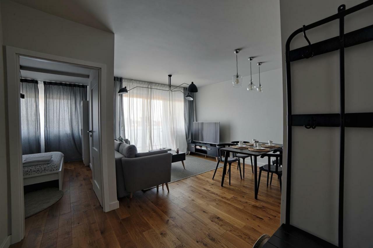 One Apartment Śrem 外观 照片
