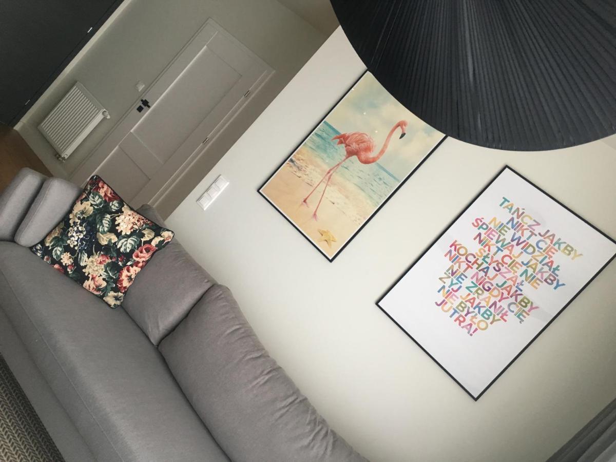 One Apartment Śrem 外观 照片