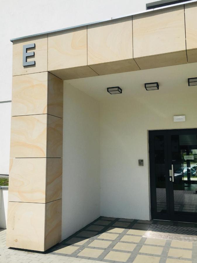 One Apartment Śrem 外观 照片